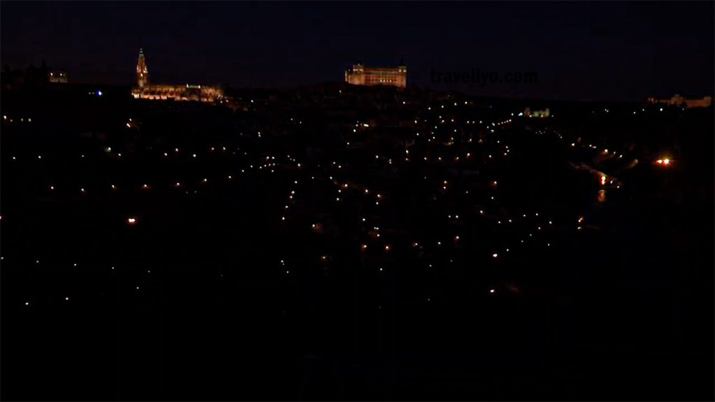 Night view of Toledo city lights
