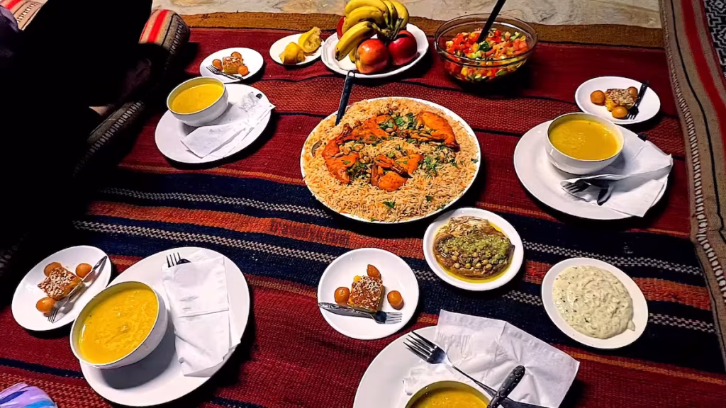 A traditional Jordanian pan of Galayet Bandora (stewed tomatoes and garlic).